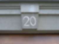 Gravierte Hausnummer in Bern