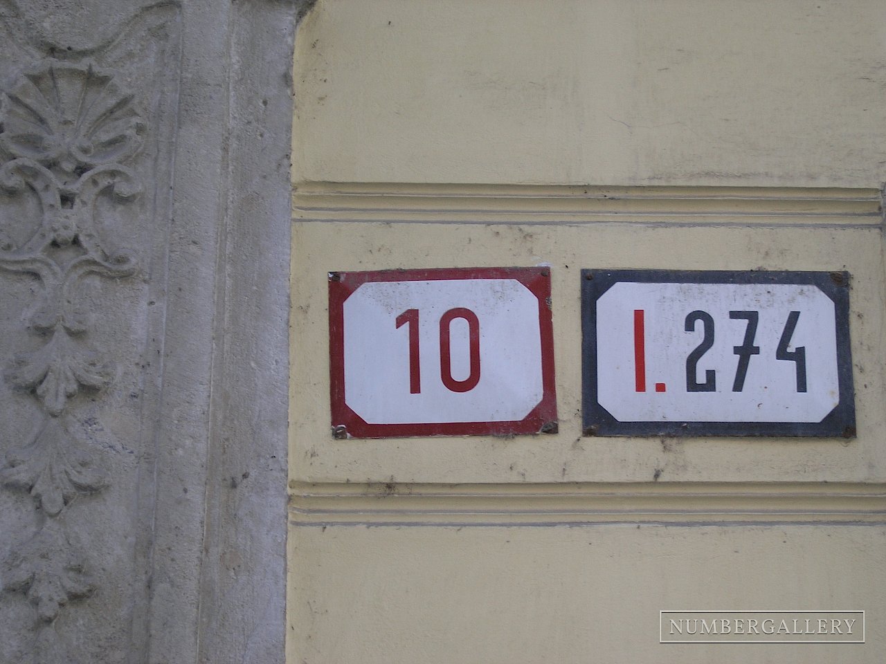 Hausnummer mit Bezirk in Bratislava