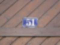 Nummer auf Maschendrahtzaun in Hamburg