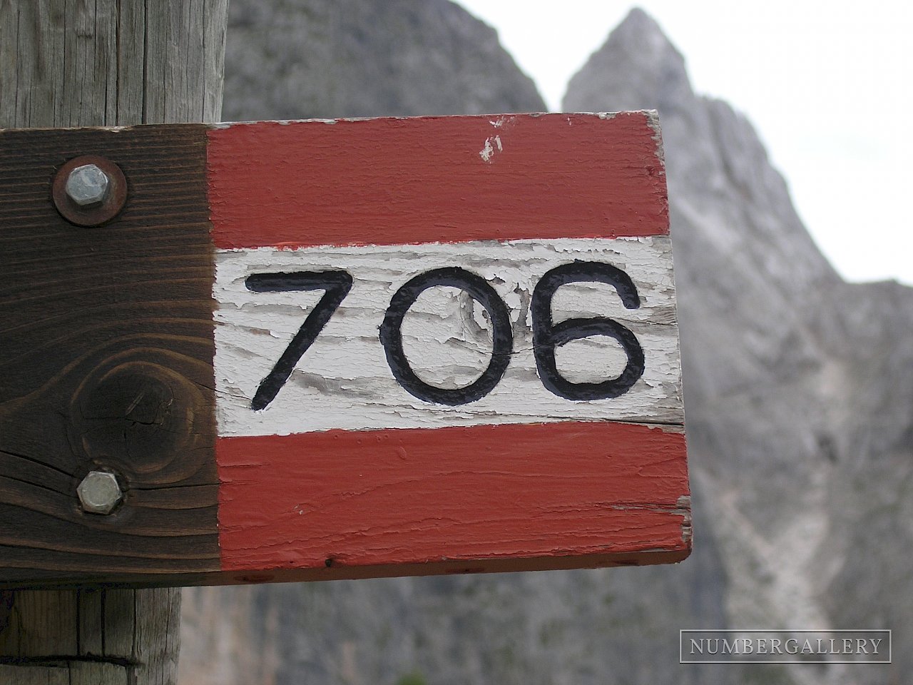 Wegmarkierung in den Dolomiten