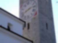 Turmuhr mit Jahreszahl