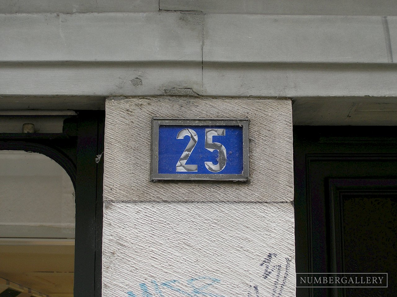 Hausnummer in Zürich