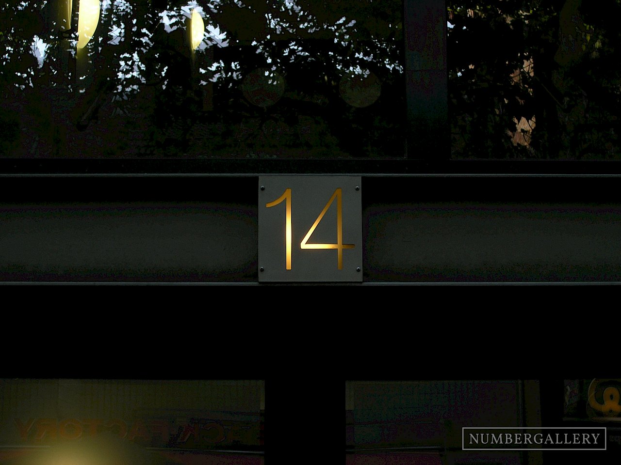 Leuchtende 14