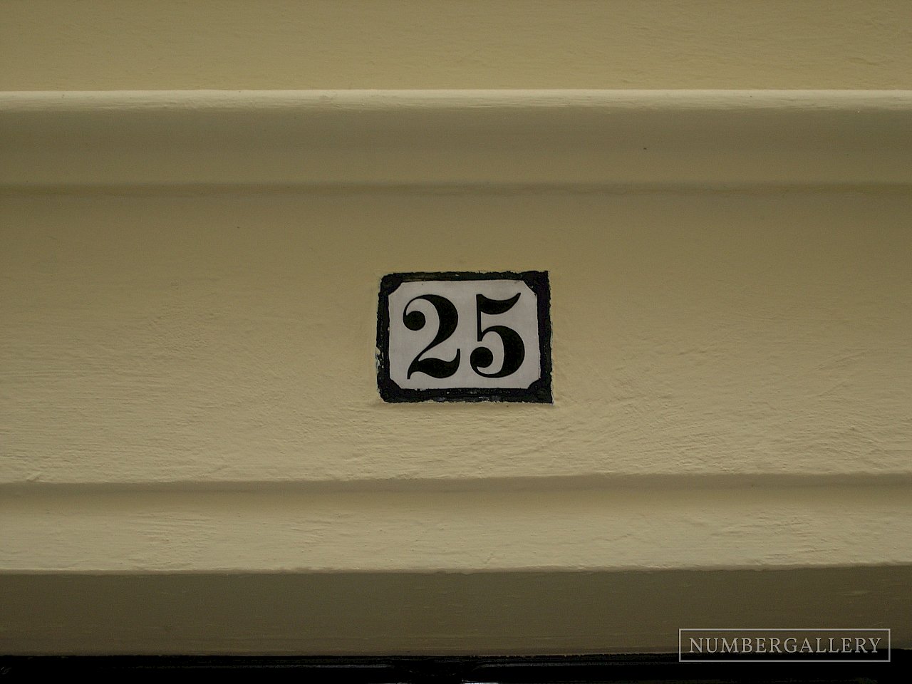 Hausnummer in Freiberg