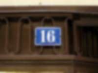 Hausnummer in Neuchâtel / Neuenburg