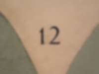 Hausnummer im Trichter